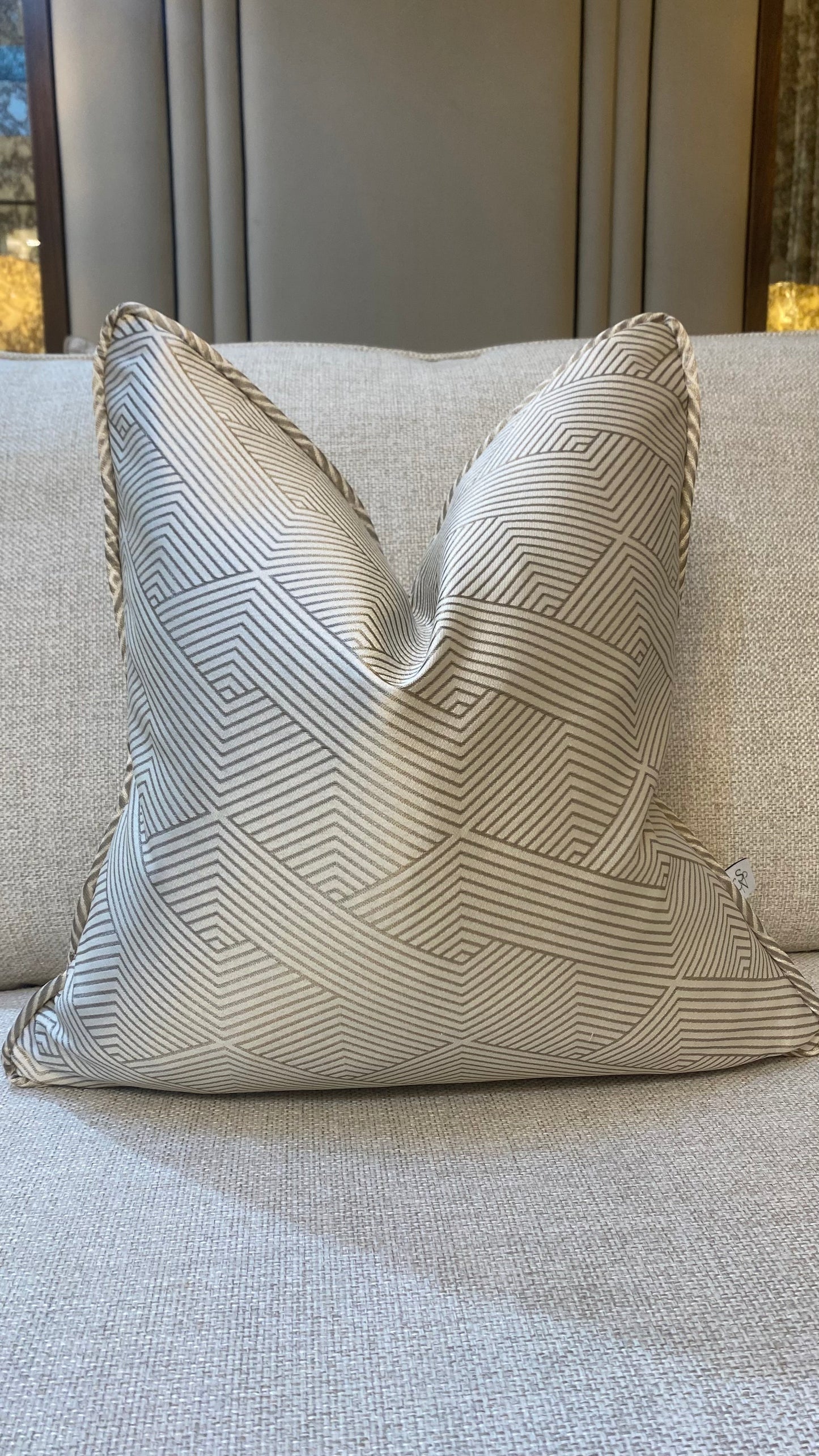 Urban Cushion - 50 x 50cm